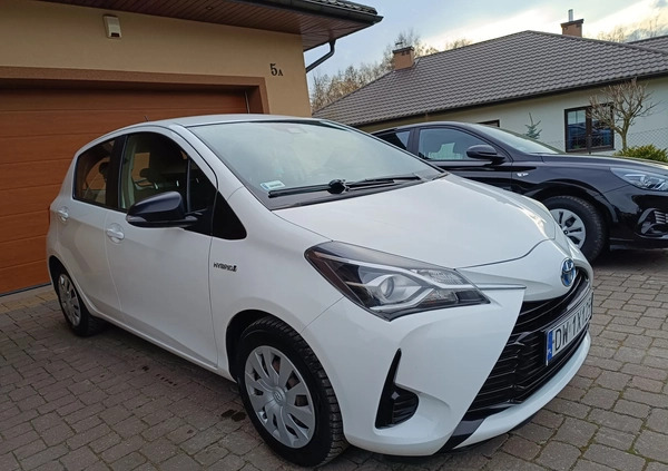 Toyota Yaris cena 55000 przebieg: 120000, rok produkcji 2018 z Chełm małe 781